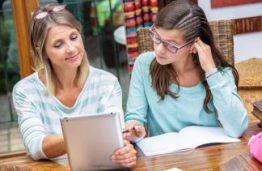 Mokyklų vadovai: būsimiems pedagogams praktika reikalinga nuo pirmo studijų kurso