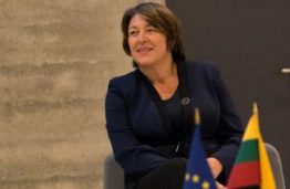 Europos Komisijos narė V. Bulc: „Per „Rail Baltica“ Lietuva tampa bendrosios rinkos dalimi“